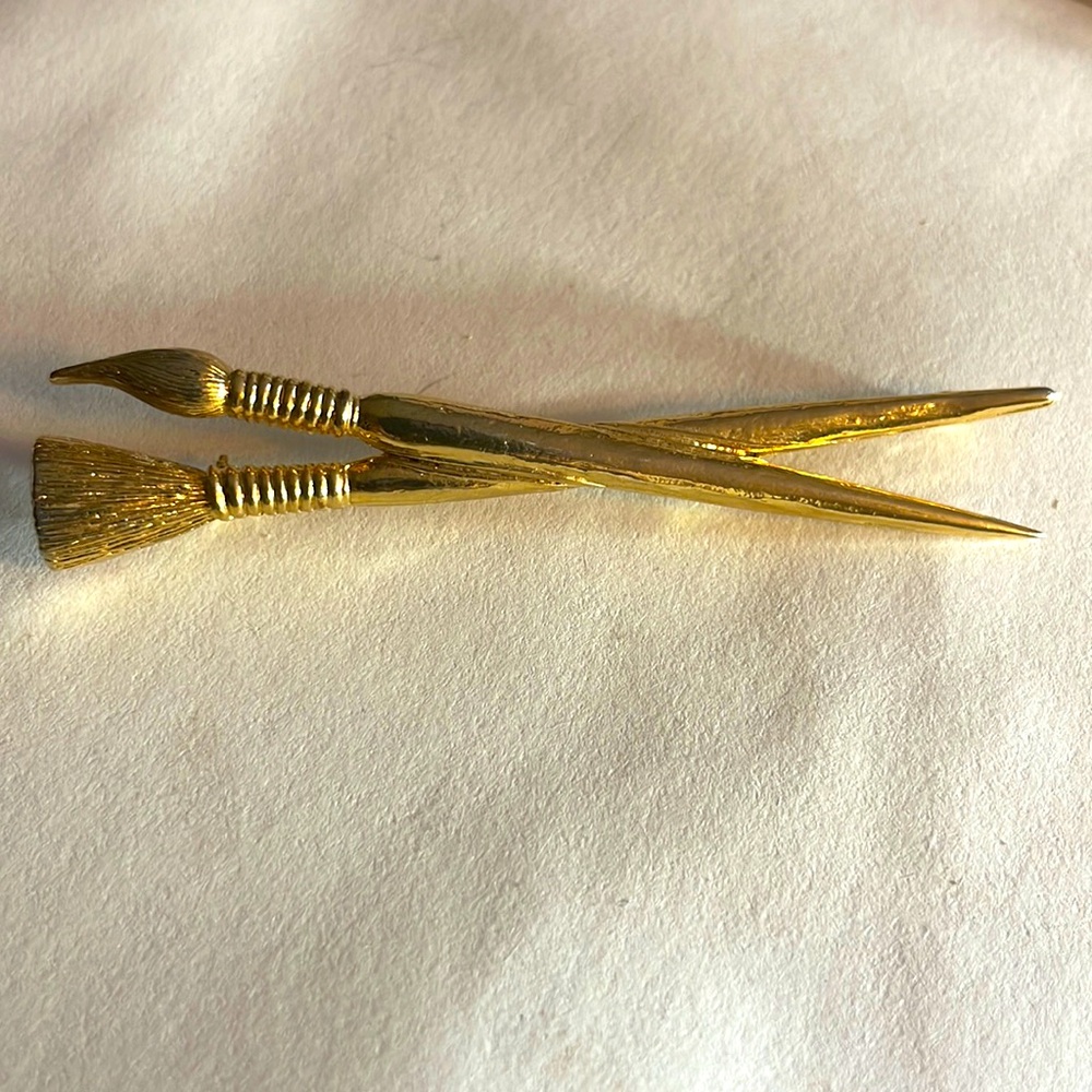 Vintage Gold Tone Artist Paint Brushes Pin Brooch,